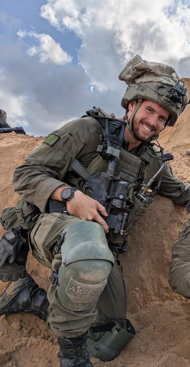 מעוז במדים, בשירותו הקרבי